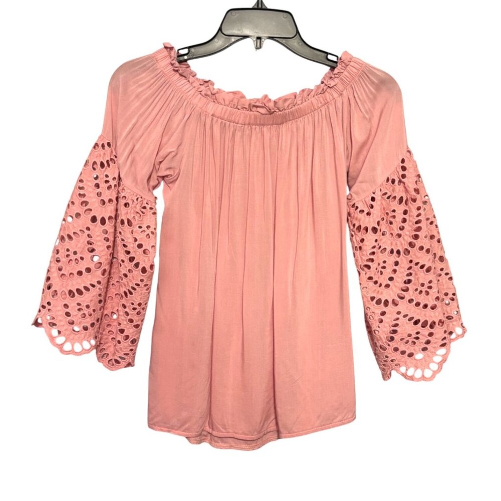 Pink Off-Shoulder Blouse W/ Eyelet‎ Bell Sleeves For Women - Size Small